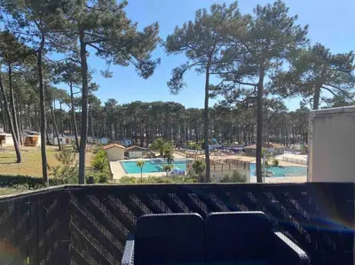 Piscine de l'établissement Green Oasis ou située à proximité