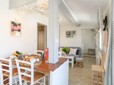 Coin salon dans l'établissement Apartment Bleuet by Interhome