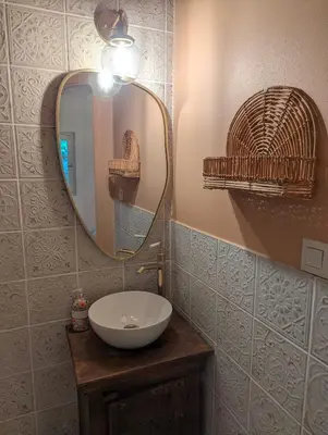 Salle de bains dans l'établissement Maison Pimoli : Chambre Garance