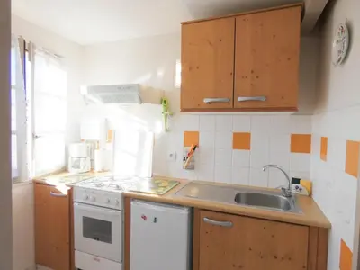 Cuisine ou kitchenette dans l'établissement Gite des pignons