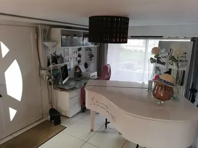 Cuisine ou kitchenette dans l'établissement Villa DO MI SI LA DO RE