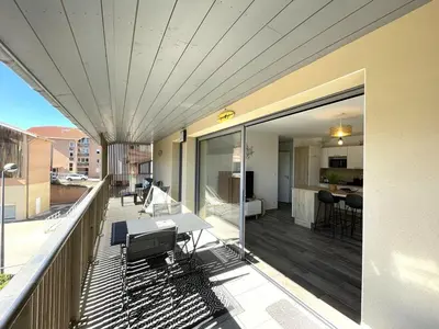 Télévision ou salle de divertissement dans l'établissement Appartement moderne T2 pour 4 pers. près de la plage avec parking à Vieux-Boucau - FR-1-379-166