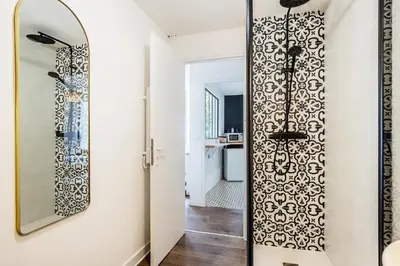 Salle de bains dans l'établissement L'Authentique - Centre ville de Dax avec jardin