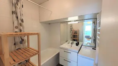 Cuisine ou kitchenette dans l'établissement Studio ultra cosy et chic avec vue sur l'océan 3*