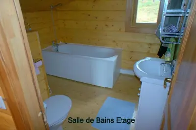 Plan de l'établissement A BIAS Chalet 4 à 6 Personnes Entièrement Climatisé Chargeur VE 7kw-Wifi-Balnéo et Piscine