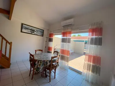 Plan de l'établissement Maison paisible à Capbreton, 3 chambres, terrasse, jardin, proche Hossegor, parking inclus - FR-1-413-222
