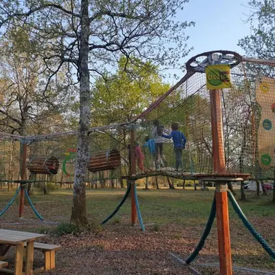 Aire de jeux pour enfants de l'établissement Chalet Bassin d'Arcachon