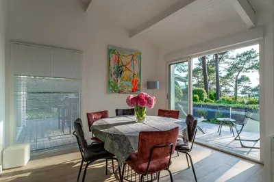 Plan de l'établissement Villa Marie - Pyla sur mer superbe villa 10 personnes vue Bassin