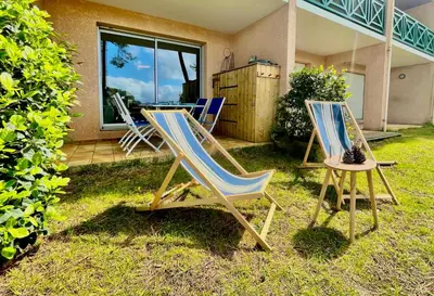 Jardin de l'établissement Les Pibales - T2 vue courant à 1.8 km de l'Océan