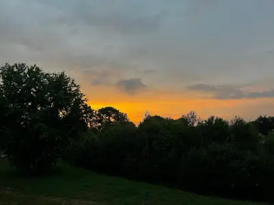 Lever ou coucher de soleil vu de l'appartement ou à proximité