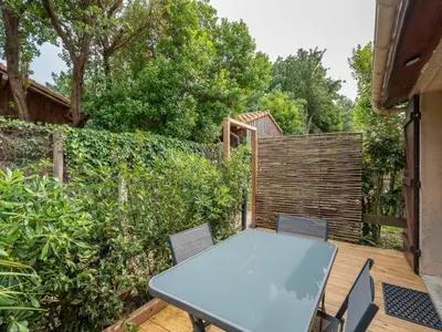 Jardin de l'établissement Maisonnette 2* à Mimizan Plage pour 3 pers, proche océan et pistes cyclables - FR-1-50-122