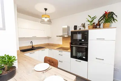 Cuisine ou kitchenette dans l'établissement Atlantic Selection - Ene Etchola - Proche du port de Capbreton