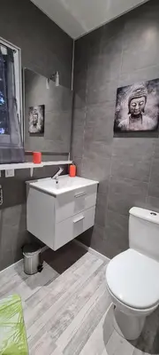 Salle de bains dans l'établissement Chalet avec Jacuzzi