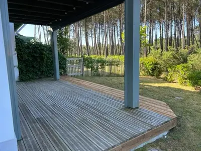 Jardin de l'établissement Maison élégante à Moliets-et-Maa avec jardin clos et terrasse