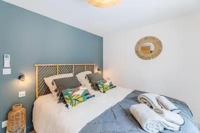 Un ou plusieurs lits dans un hébergement de l'établissement Villa Pyla Vue Mer plage à pied