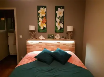 Un ou plusieurs lits dans un hébergement de l'établissement Jolie maison moderne et sereine à Labenne
