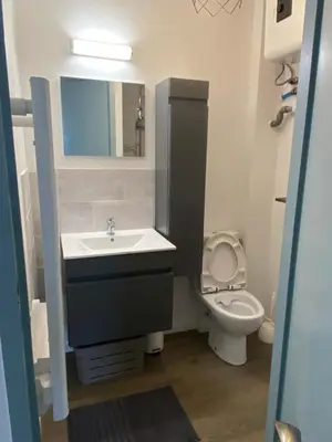 Salle de bains dans l'établissement Villa patio Capbreton