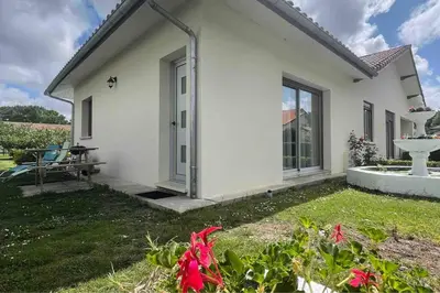 Jardin de l'établissement Appartement à 15 min des plages