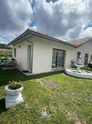 Jardin de l'établissement Appartement à 15 min des plages