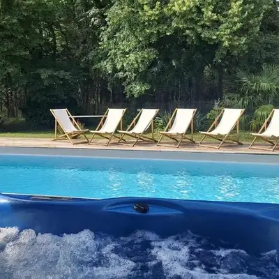 Domaine de Cachaou Logis du Pujeau sauna & spa piscine chauffée