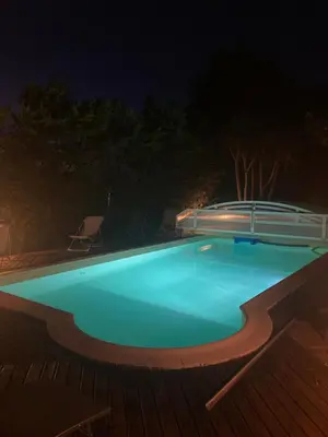 Piscine de l'établissement Chambre d'hôtes Maison des 5 Fleurs ou située à proximité