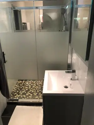 Salle de bains dans l'établissement LAC HOSSEGOR JARDIN T3