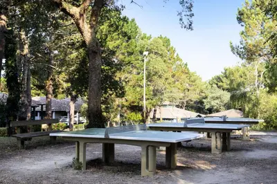 Tennis de table au sein de l'établissement Village Moliets - maeva Home - Maison 3 pièces 6 personnes Sélection MAE-0065 ou à proximité