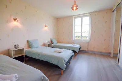 Plan de l'établissement La Villa Parenthèse, regroupement en famille ou entre amis, billard, brasero, wifi