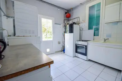 Plan de l'établissement La Villa Parenthèse, regroupement en famille ou entre amis, billard, brasero, wifi