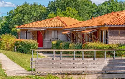 Plan de l'établissement Gorgeous Apartment In Cassen With Swimming Pool
