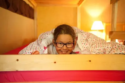 Un ou plusieurs lits dans un hébergement de l'établissement Tente Lodge La Téouleyre