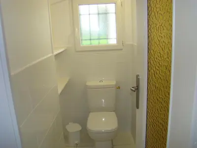 Salle de bains dans l'établissement Les Gîtes Malidri