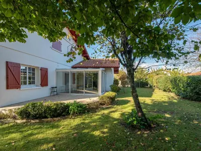 Jardin de l'établissement Maison familiale à Parentis-en-Born, 6 pers. - Proche lac et plages - Ménage inclus - FR-1-319-531