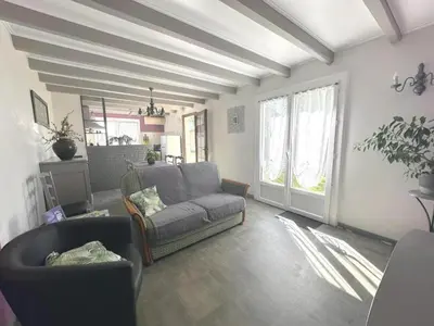 Coin salon dans l'établissement La caminade