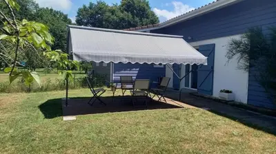 Jardin de l'établissement Le gite gravieres