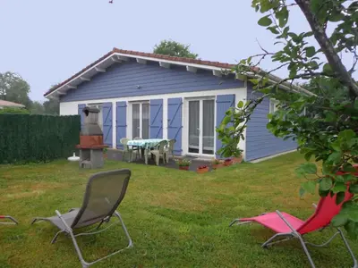 Jardin de l'établissement Gravieres ii