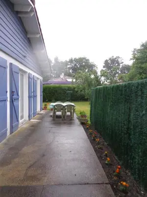 Jardin de l'établissement Gravieres ii