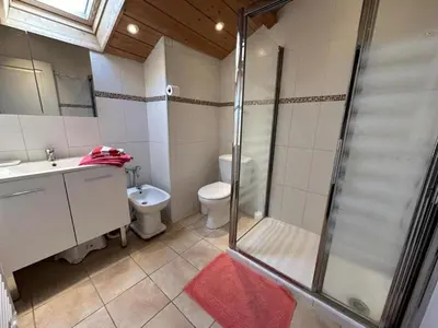 Salle de bains dans l'établissement Le zihans