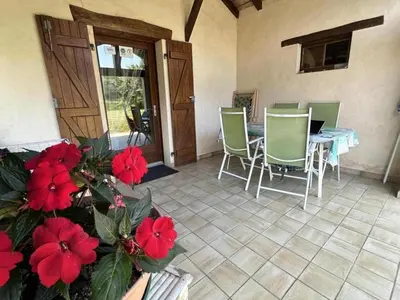 Terrasse ou espace extérieur de l'établissement Le tastet