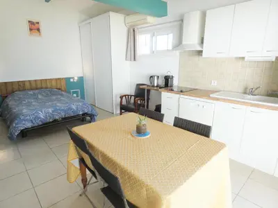 Cuisine ou kitchenette dans l'établissement Les palombieres