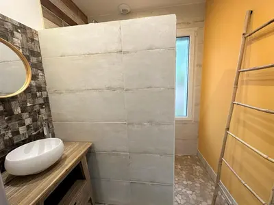 Salle de bains dans l'établissement Villa nature