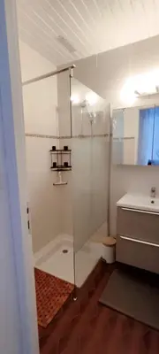 Salle de bains dans l'établissement VK Lake