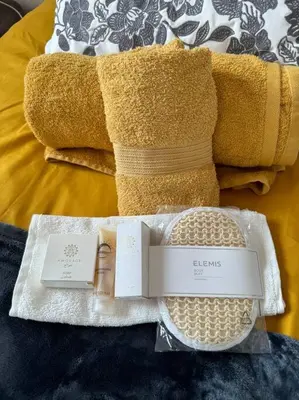 Coin salon dans l'établissement Cap Ocean Appartement T2 cosy avec balcon à 1 min de l'océan