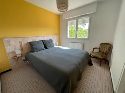 Un ou plusieurs lits dans un hébergement de l'établissement La Maison du Courant 3*