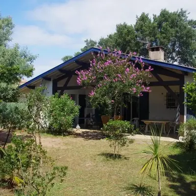 Grande maison landaise près du port de Capbreton