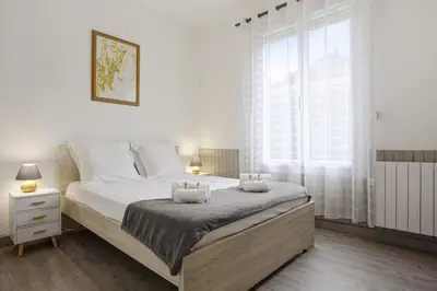 Un ou plusieurs lits dans un hébergement de l'établissement La Maison Alouette - Welkeys