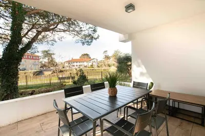 Balcon ou terrasse dans l'établissement Le Bonamour - Élégance et sérénité entre plage et port