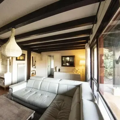 Maison moderne et traditionnelle à 300m de la plage