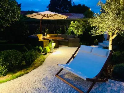 Jardin de l'établissement Villa Vagues de Vie