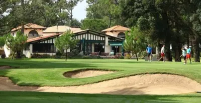 Golf sur le terrain de la villa ou à proximité